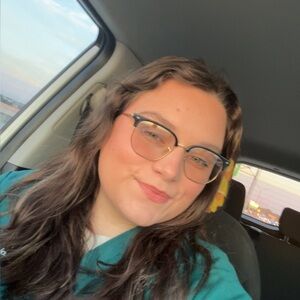 Meet your Posher, Brea